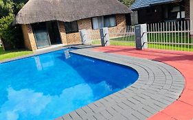 Eccoo Or Tambo Airport Lodge